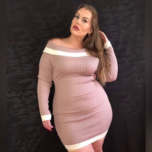 NWT Mauve and White Fashion Dress Large - Picture 3 of 6